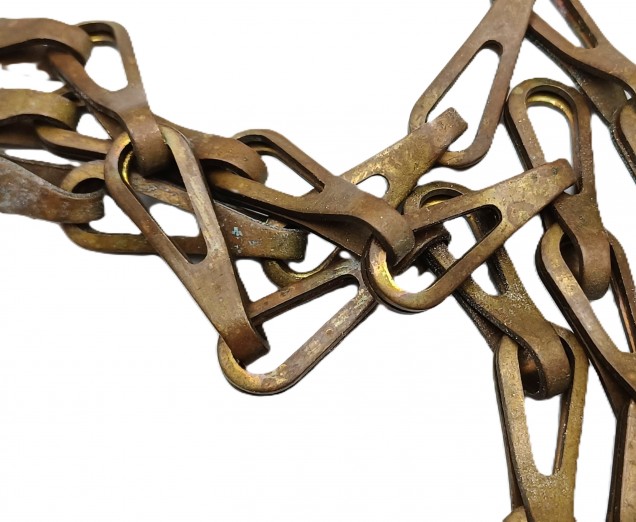 Vintage 3 way chain divider antique finish