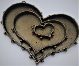 Spellbinder Media Mixage Hearts Susan Lenart Kazmer - Opened